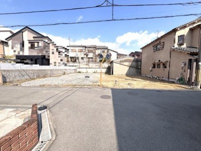 京都市伏見区・南区・東山区・下京区・右京区を中心とする不動産売買のセンチュリー21ハウスマーケット｜スタッフのオススメ物件や、オープンハウス・現地説明会など最新情報をお届け ●住宅・アパート用地としておススメ
●３駅利用可能
●2筆 約109.1坪