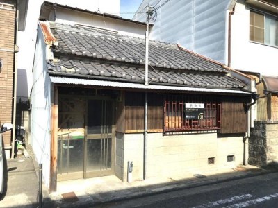 ●住宅用地におススメ
●大型商業施設まで徒歩約5分