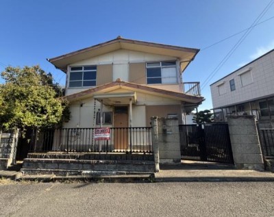 京都市伏見区・南区・東山区・下京区・右京区を中心とする不動産売買のセンチュリー21ハウスマーケット｜スタッフのオススメ物件や、オープンハウス・現地説明会など最新情報をお届け ●広々6DK物件、リフォームにもおススメ
●駐車スペース１台あり
●東側コンビニの為日当たり良好
●海水浴場近い為セカンドハウスにも
