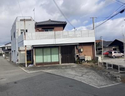 ●店舗兼居宅●事務所利用可能●駐車場有1台●和歌浦東2丁目2-1