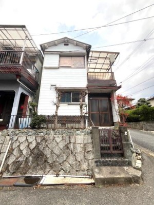 ●収益物件にピッタリ
●角地に付き、日当たり風通し良好
