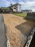 京都市伏見区・南区・東山区・下京区・右京区を中心とする不動産売買のセンチュリー21ハウスマーケット｜スタッフのオススメ物件や、オープンハウス・現地説明会など最新情報をお届け ●建築条件無し●約44坪●間口約20．5ｍ●南海本線井原里駅まで徒歩約12分