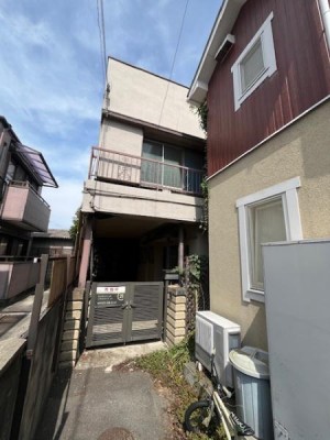 ●収益物件にピッタリ
●車の往来も少なくお子様にも安心
●即入居可！今すぐ問い合わせを！