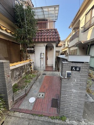 京都市伏見区・南区・東山区・下京区・右京区を中心とする不動産売買のセンチュリー21ハウスマーケット｜スタッフのオススメ物件や、オープンハウス・現地説明会など最新情報をお届け ●リフォーム物件にもおススメ
●南西側月極駐車場の為日当たり良好
●住所：忠岡町高月北2丁目18-32
●上下水、都市ガス
