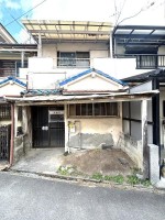 京都市伏見区・南区・東山区・下京区・右京区を中心とする不動産売買のセンチュリー21ハウスマーケット｜スタッフのオススメ物件や、オープンハウス・現地説明会など最新情報をお届け ●収益物件としておススメ
●閑静な住宅街です
●リフォームの見積もりは無料。お気軽にご相談ください。