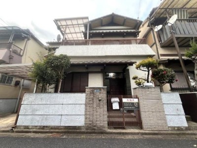 ☆国道25号線まですぐ、通勤に便利です。
☆収益物件にも最適です。
☆法隆寺まで徒歩16分、近隣にお店も沢山あります。