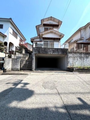 ☆スーパーまで徒歩約6分と便利です。
☆海までも近いので散歩に最適
☆セカンドハウスにもピッタリ