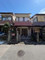京都市伏見区・南区・東山区・下京区・右京区を中心とする不動産売買のセンチュリー21ハウスマーケット｜スタッフのオススメ物件や、オープンハウス・現地説明会など最新情報をお届け ●ファミリーにおすすめ●本下水・都市ガス●別府小学校まで約270ｍ●第四中学校まで約110ｍ